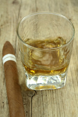 whisky et cigare