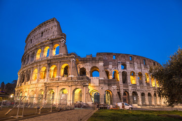 Fototapeta na wymiar Colosseum at night in Rome, Italy