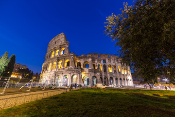 Fototapeta na wymiar Colosseum at night in Rome, Italy