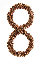 Zahl 8 aus Kaffeebohnen