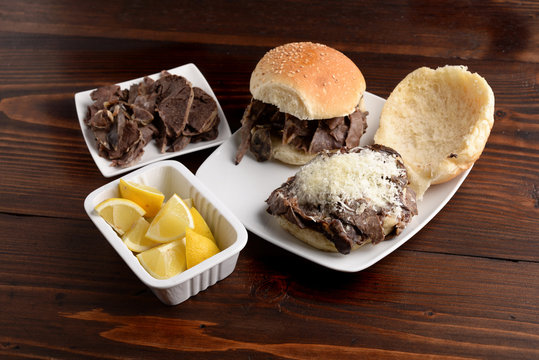 PANINO CON LA MILZA - Sandwich with spleen