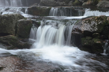 Obraz premium Wodospad na Łomnicy
