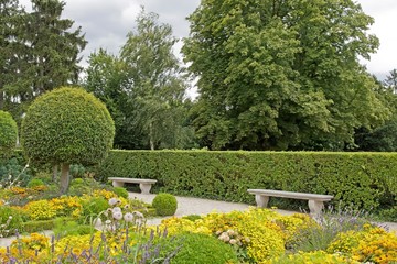 jardin public en été,  zone de repos
