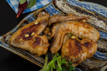 Roasted chicken wings