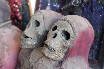 Voodoo-Artikel im Marché de Fer, Port-au-Prince, Haiti