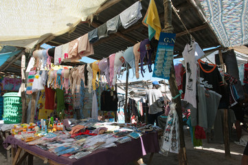 Fototapeta na wymiar Marktstand, Verrettes, Haiti