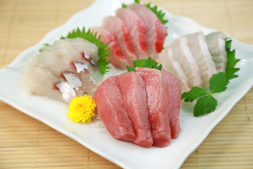 刺身盛り合わせ