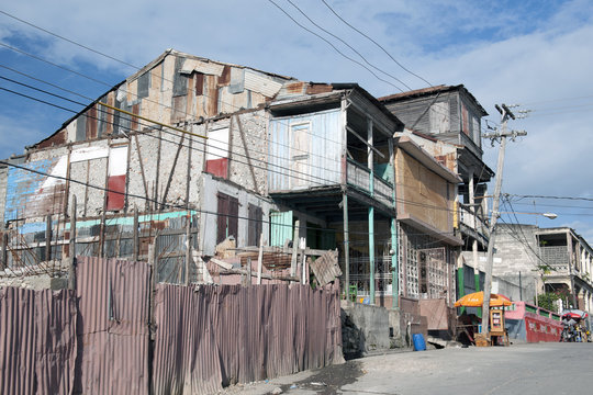 Traditionelles Holzhaus, Jéremié, Haiti