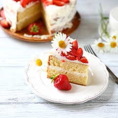 Piece of cake with strawberries