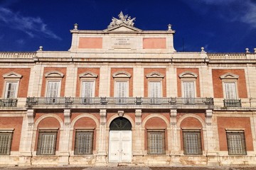 Fototapeta na wymiar palacio de Aranjuez