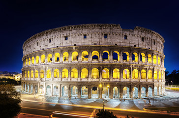 Naklejka premium The Colosseum at night, Rome, Italy