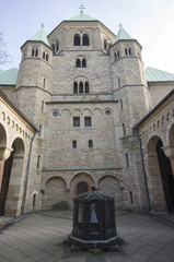 Fototapeta na wymiar Essener Münster (Dom), Deutschland