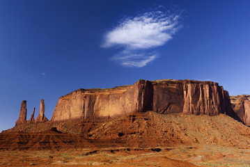 Fototapeta premium Felsformation im Monument Valley, USA