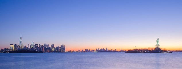 morning view of new york city manhattan skyline