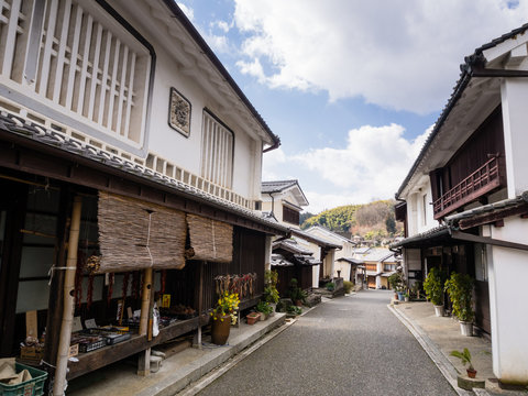 Fototapeta Traditional merchant Japanese houses in Uchiko