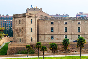 Fototapeta na wymiar Aljaferia - fortified medieval islamic palace