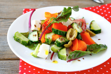  salad with tomatoes and cucumbers