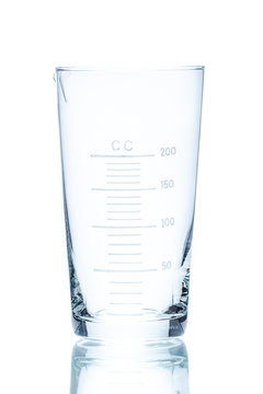 Temperature resistant conical beaker for measurements 200ml