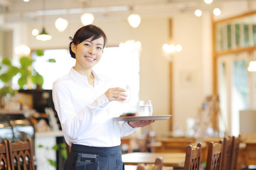 カフェ・レストラン