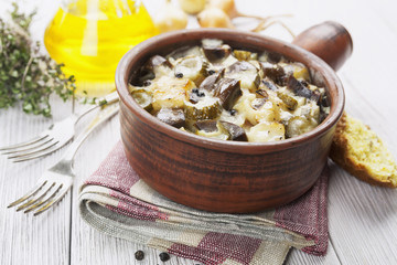 Kidney, stewed with potatoes and pickles