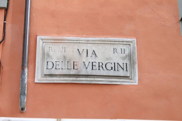 Fototapeta premium Via delle Vergini street plate, Rome, Italy