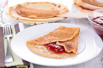 crepe and jam