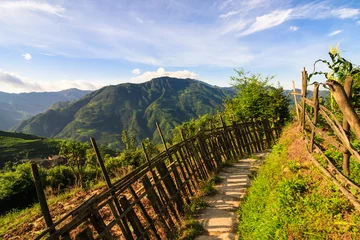 Gordijnen Chinese mountains and stone pathway © Juhku
