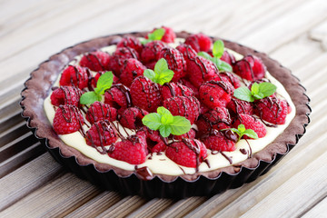 tart with raspberries