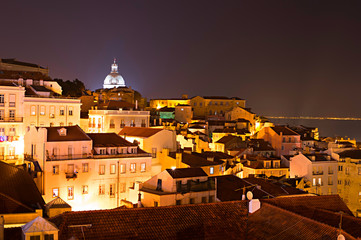 Fototapeta premium Alfama at night, Lisbon