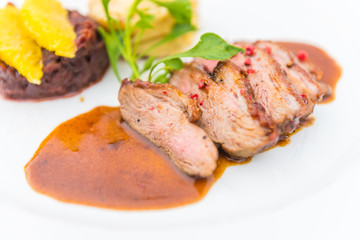 Steak duck