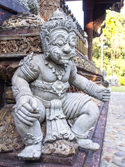 Fototapeta premium Little giant sculpture in Thai temple