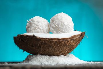Coconut balls