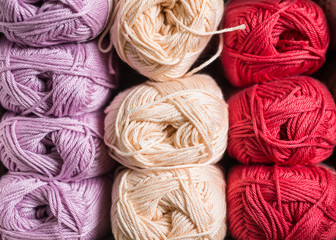 Clew of yarn for knitting