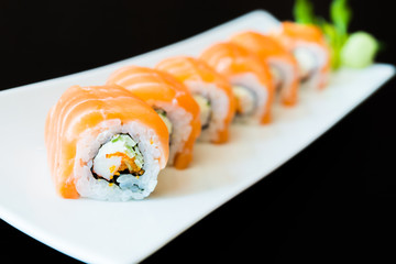 Salmon sushi roll