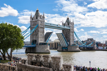 Fototapeta na wymiar Tower Bridge from the Tower of London, UK
