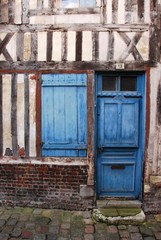 Vieille maison à pans de bois