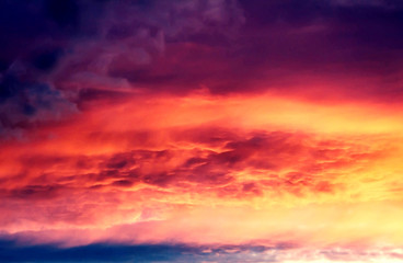 Fototapeta na wymiar Beautiful nature background - red sunset, bright sun. Scenic vie