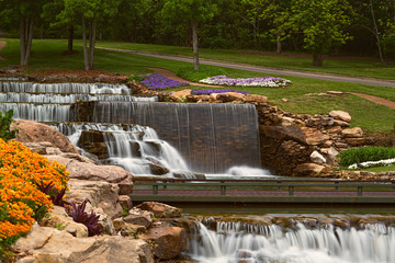 Fototapeta premium The Waterfall in the Park