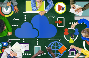 Brainstorming Sharing Online Global Communication Cloud Concept