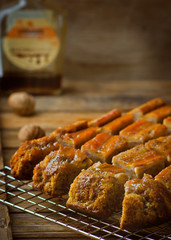 The banana cake with walnuts and maple syrup