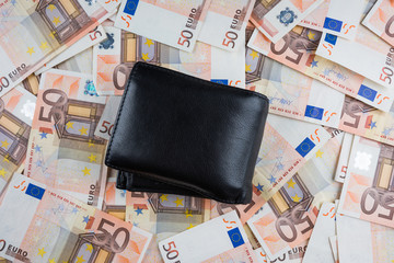 Portafoglio con banconote