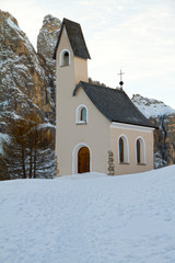 Fototapeta na wymiar Kapelle in den Dolomiten