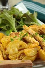 poêlée de pommes de terre et poulet