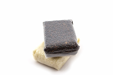 Group of jasmine rice and rice berry in small plastic bag.