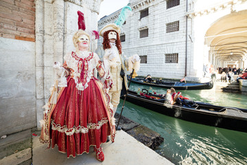 Fototapeta na wymiar Maschera carnevale di Venezia