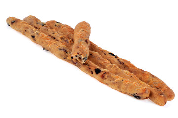 Ficelles de pain aux lardons et aux olives noires