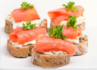 Fresh salmon snack with curd