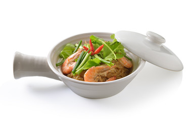 Shrimp and vermicelli bake topped with spicy sauce. thai food