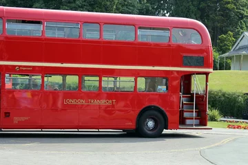 Foto op Canvas londen bus rode bus © lizascotty