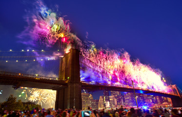 July 4th 2014 fireworks Brooklyn bridge Manhattan